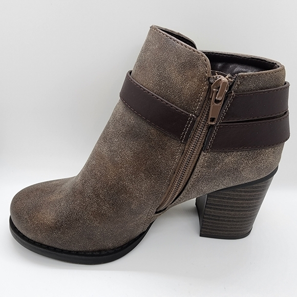 Soda Kylie Toupe Rough Cut Ankle High Booties Women's Size 6 New - Picture 8 of 16